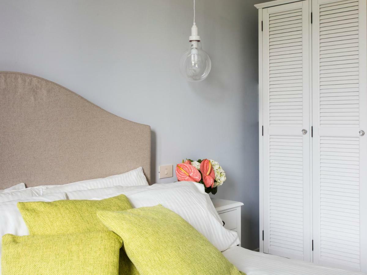 Punta Ala Sea View Apartments Ngoại thất bức ảnh